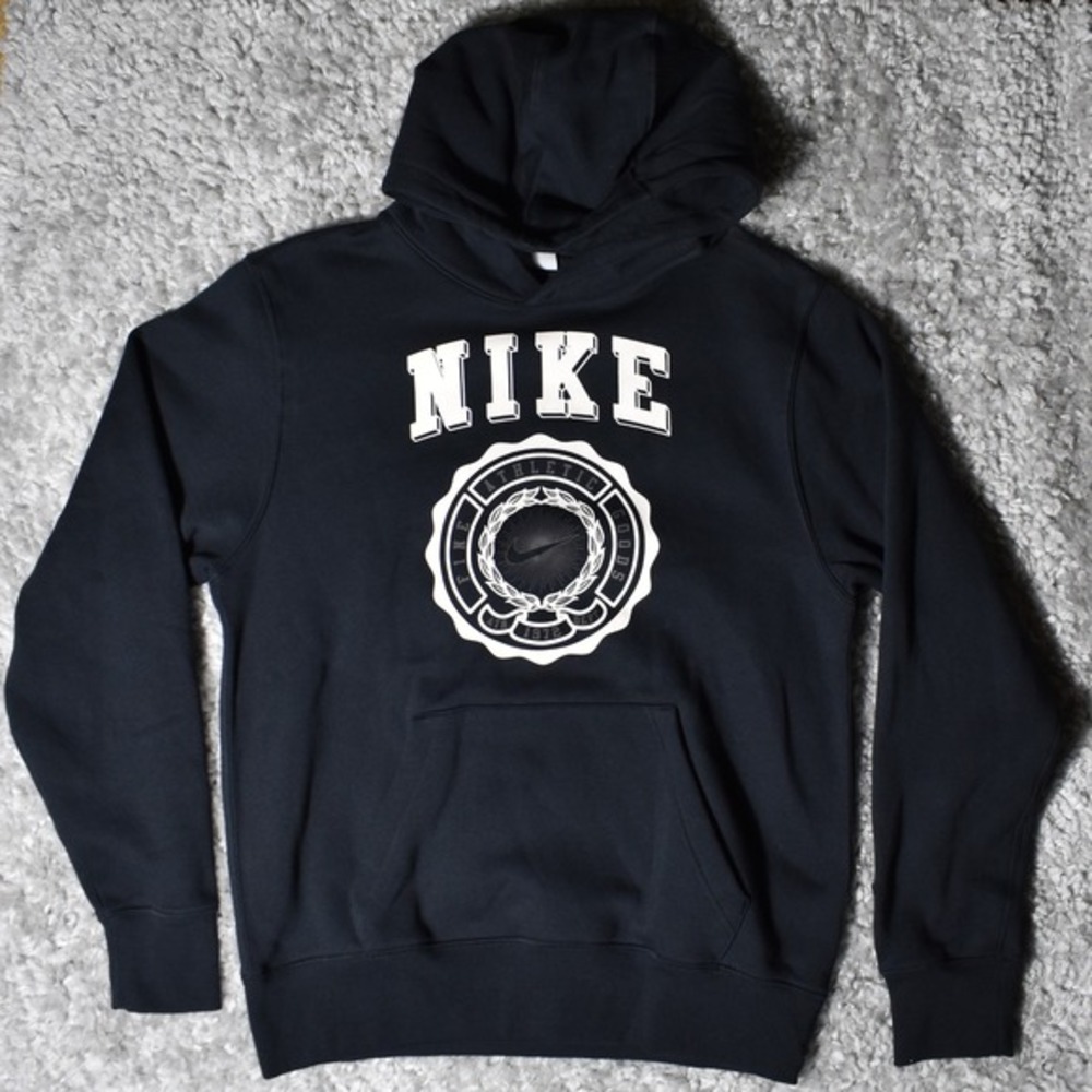 Nike Club Pull-Over Fleece Hoodie Mens Small Black IH7548-010 Athletic Goods NWT